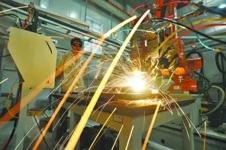 激光加工机器人